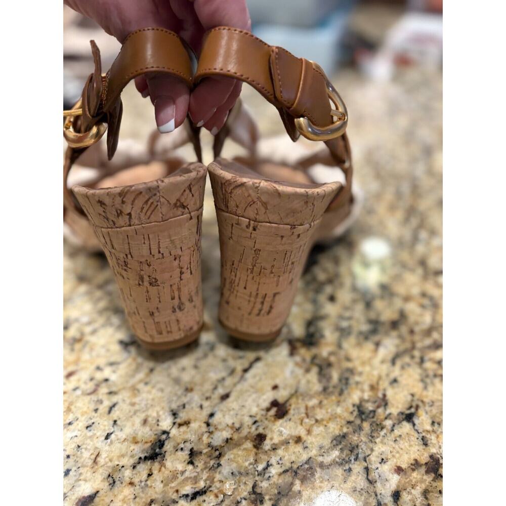 Women’s Tan & Cream Cork Wedge Sandal with Knot Detail - Picture 4 of 8